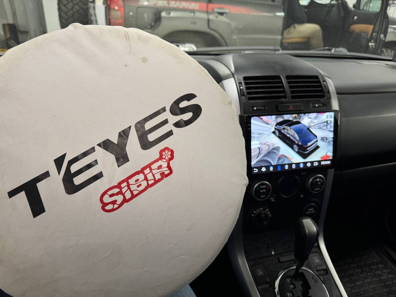 Круговой обзор на экране TEYES CC3 2K в Suzuki Grand Vitara