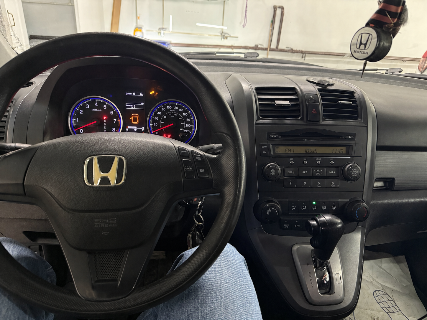 салон до установки на Honda CR-V — TEYES Sibir, Новосибирск