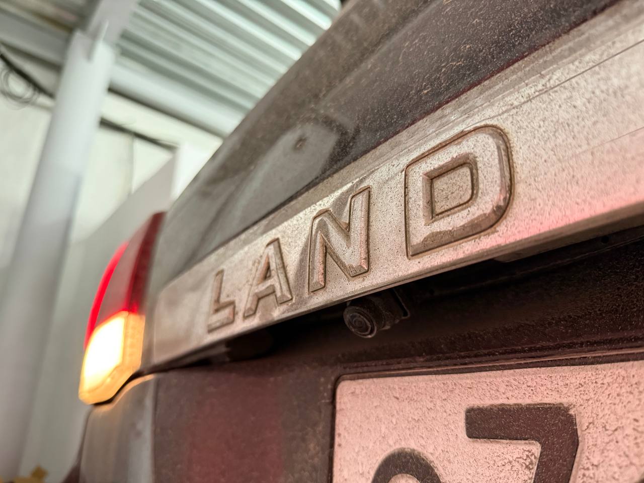 Элемент системы камер кругового обзора для Toyota Land Cruiser 200.