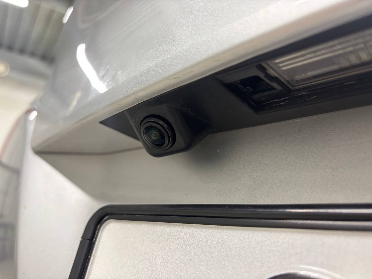 Камера заднего вида для Hyundai ix35.