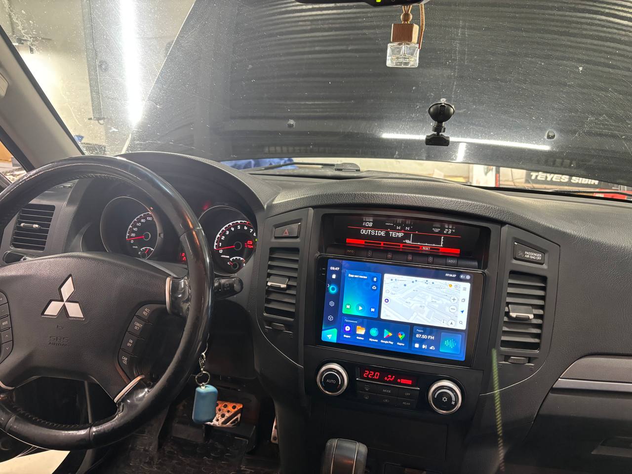 TEYES CC3 2K после выполнения работ в Mitsubishi Pajero.