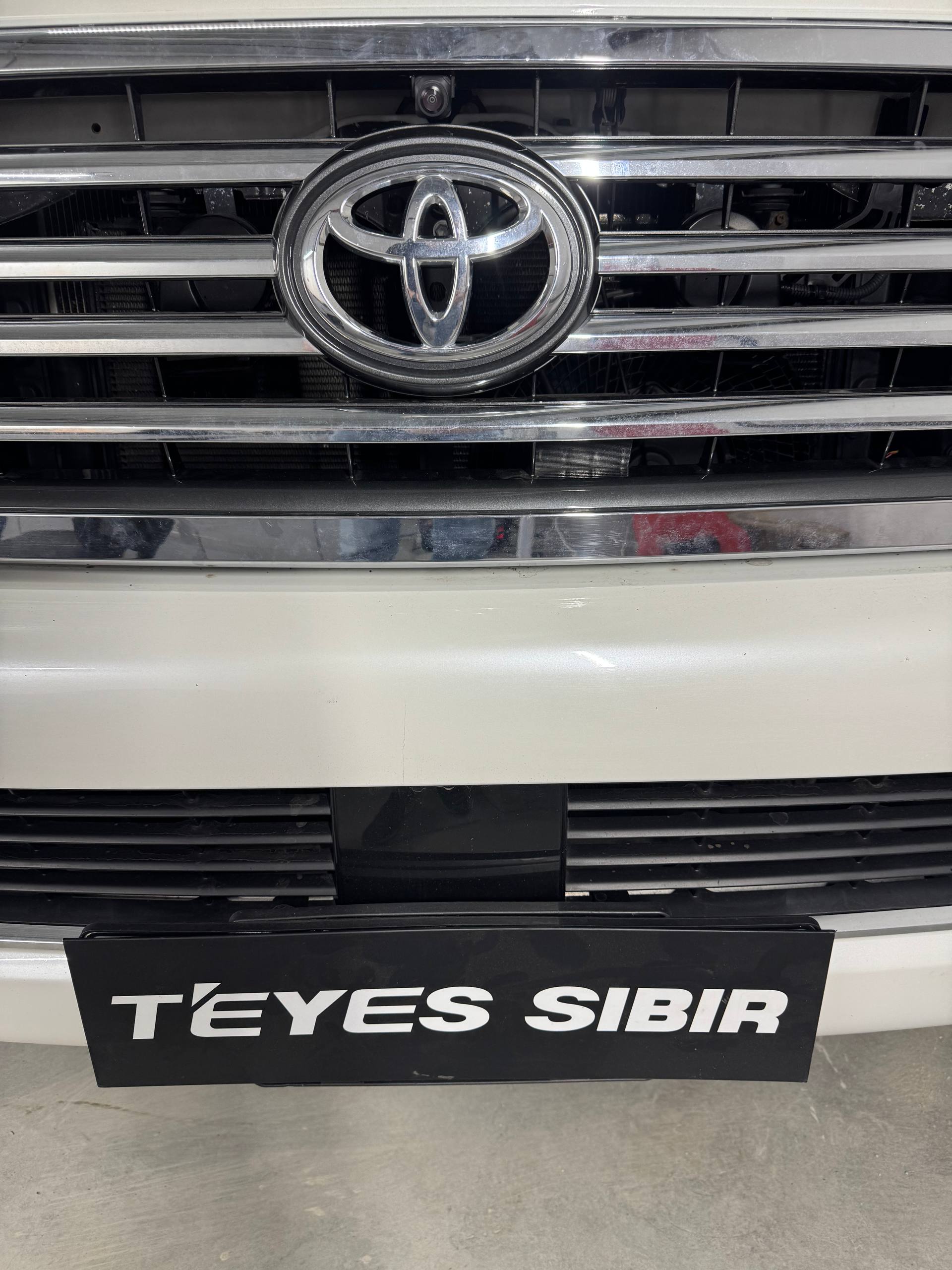 Оборудование, использованное в работе с Toyota Tundra.
