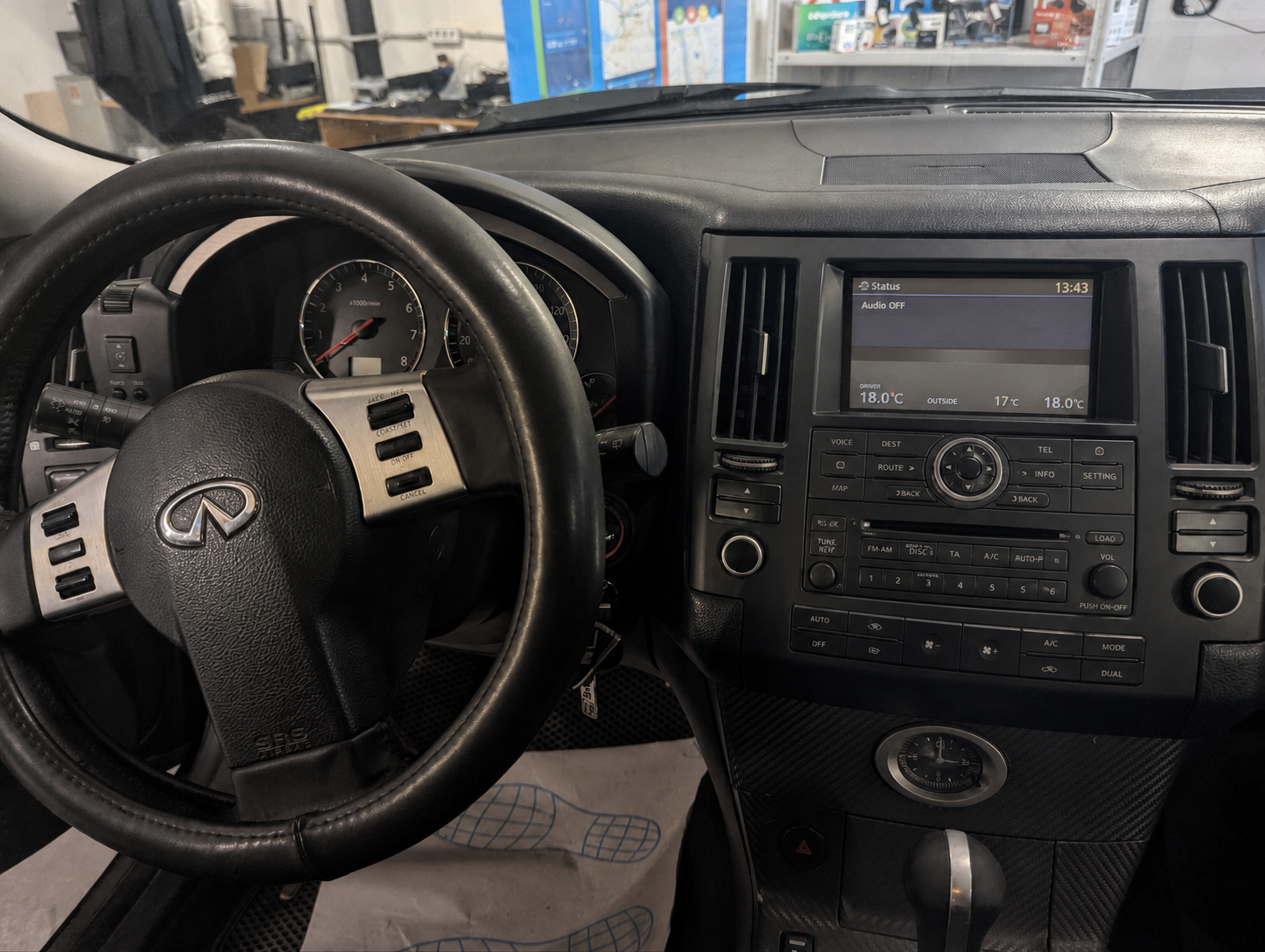 Infinity FX35: до установки — Teyes TPro 2 (Tesla Style), TEYES Sibir, Новосибирск