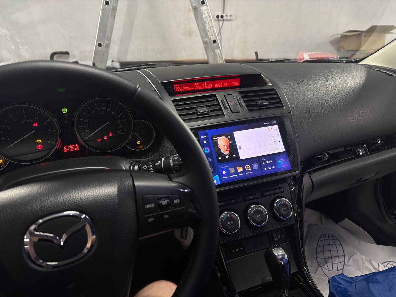 Установка мультимедиа TEYES CC3 2K в Mazda 6